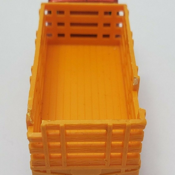 Matchbox N71 CATTLE TRUCK 1976 RED/ORANGE - Picture 4 of 6